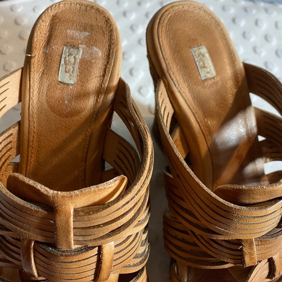 UGG Melinda Brown Leather Woven Strap  Platform Slip-On Wedge Sandals - Picture 12 of 16